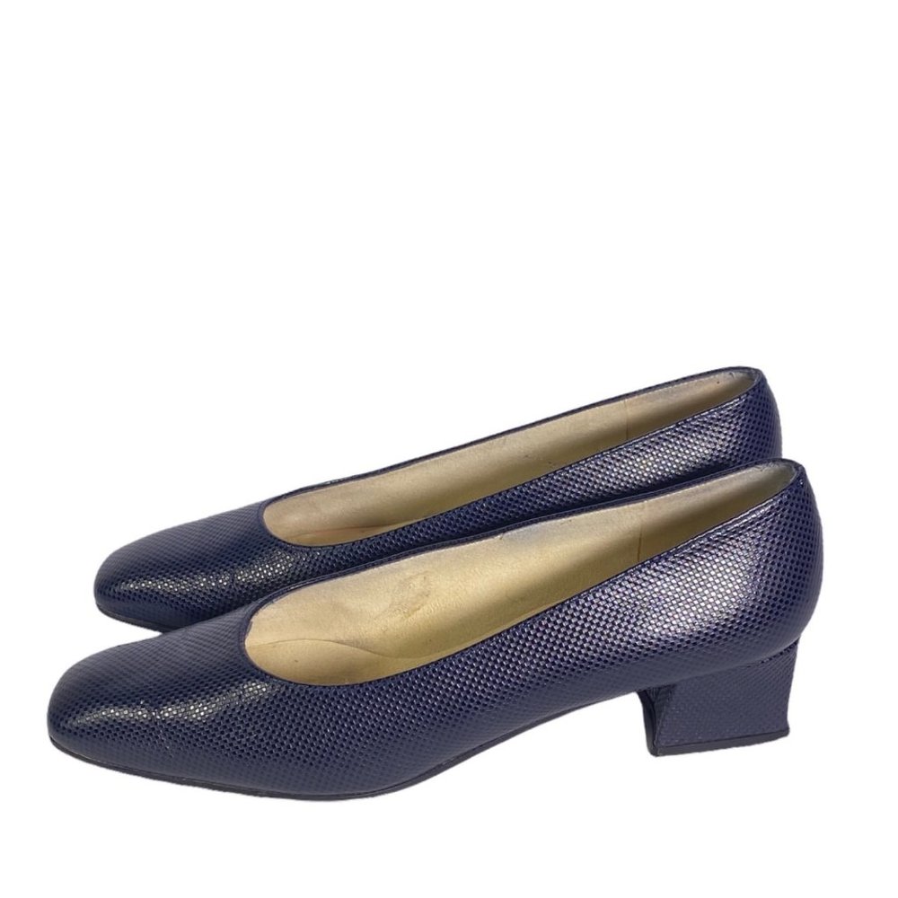 Stuart Weitzman Classic Navy Block Heel Pump Squa… - image 1